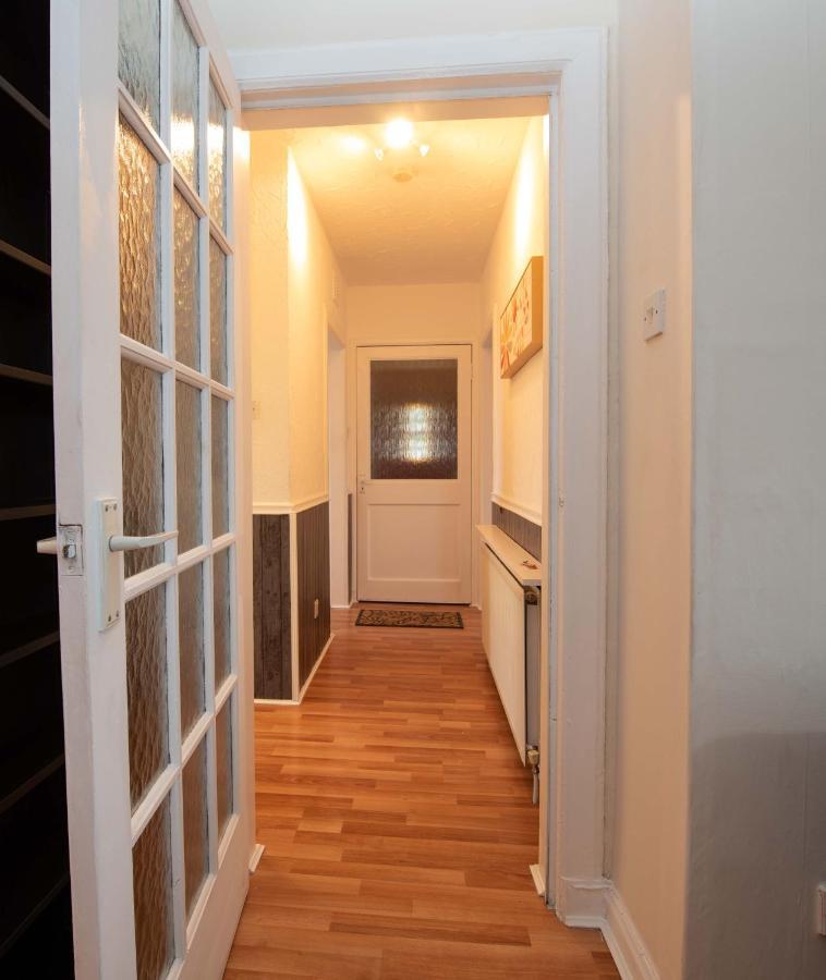Premier - Chapel Apartment With Driveway! Cleland Dış mekan fotoğraf
